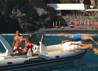  renta de barco con amigos en Córcega 